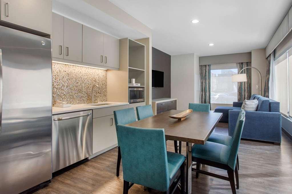 Cambria Hotel Philadelphia Downtown Center City Room photo