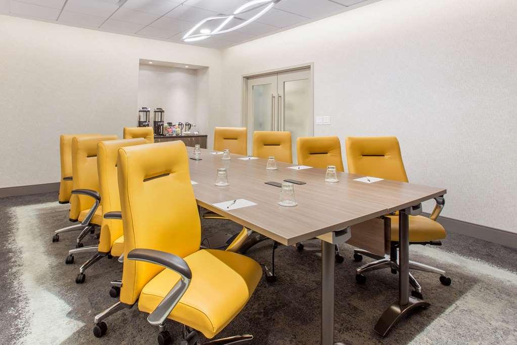 Cambria Hotel Philadelphia Downtown Center City Facilities photo
